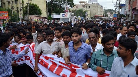 Anti Telangana Bandh Peaceful In Vijayawada The Hindu