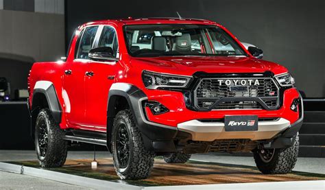 Toyota Hilux Gr Sport Ini Jadi Rival Ranger Raptor Wujudnya Kekar