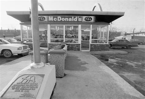 Erster McDonald's 1940 in San Bernadino: Da haben wir das Braten! - DER ...