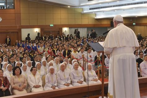 Viaje apostólico a Tailandia Encuentro con el personal médico del St