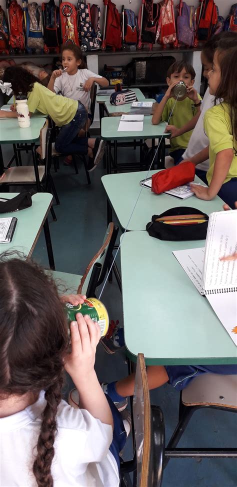 Somos A Turma Da Pipa Registrando No Livro De Brincadeiras