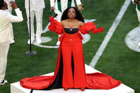 Sheryl Lee Ralph Performs Lift Every Voice And Sing At Super Bowl