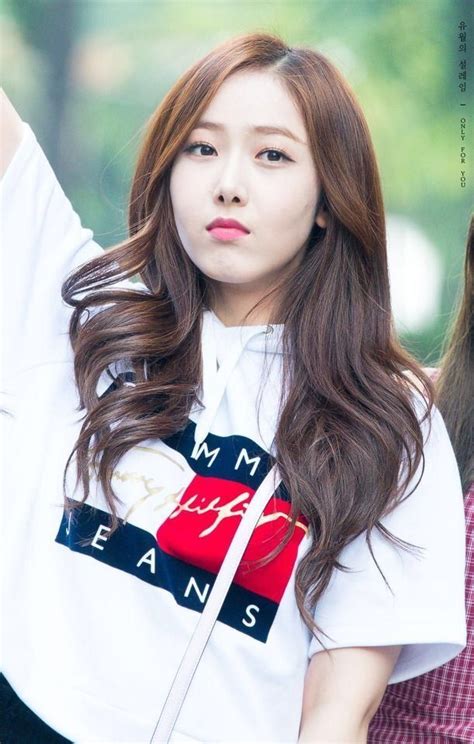 Sinb Gfriend Kpop Girl Groups Korean Girl Groups Kpop Girls Korean