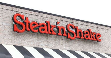 Why Steak ‘n Shakes Service Model Change Is A Big Risk