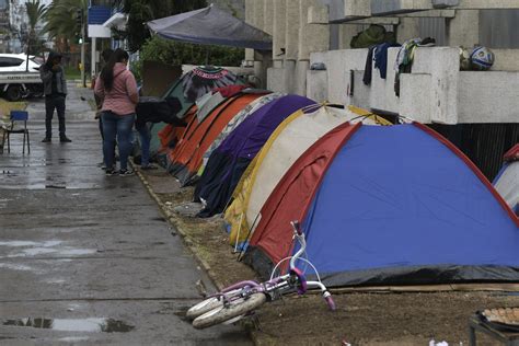 La Mayor Cantidad De Campamentos En 25 Años La Cruda Realidad Del Déficit Habitacional En Chile