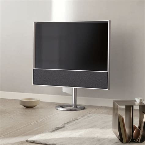 L OLED 48 est disponible chez Bang Olufsen avec le très épuré