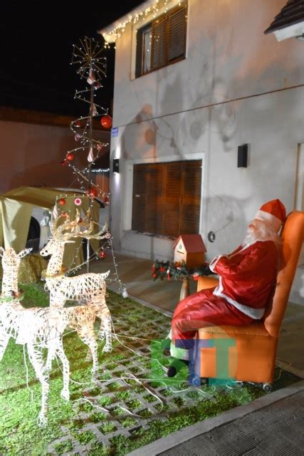 Aparecieron Las Primeras Figuras Aleg Ricas De La Navidad Baradero Te