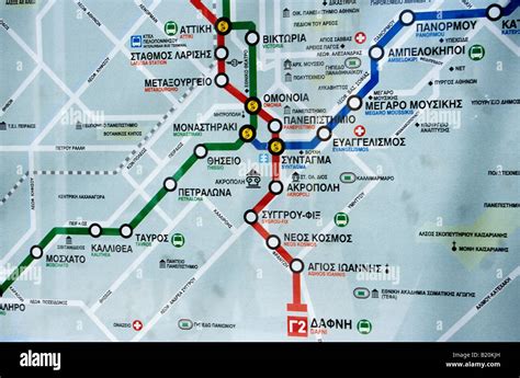 Mapa de Metro de Lenguaje Dual Atenas Grecia Fotografía de stock Alamy