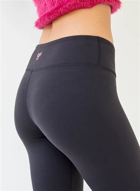 Tna Equator Legging Aritzia Ca