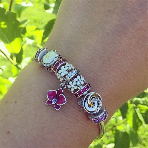 Pin By Stacie On Fashionista Pandora Jewelry Pandora Bracelets