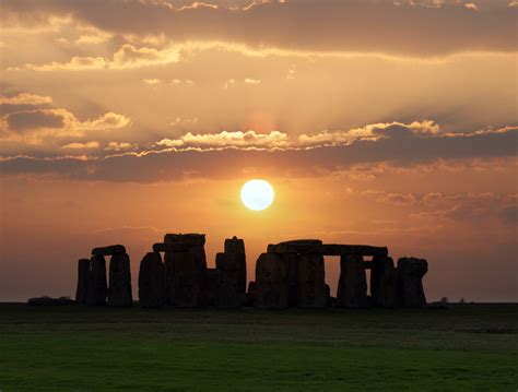 Nuevo Misterio En Stonehenge La Piedra Del Altar Viaj Kil Metros