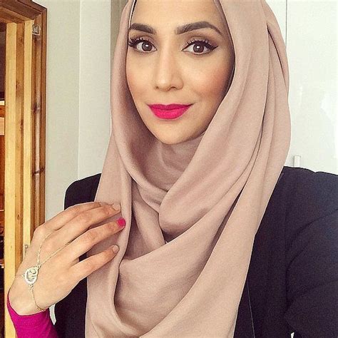 17 Desi Beauty Bloggers You Need To Follow On Instagram Desi Beauty