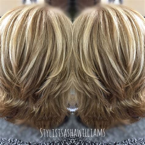 Short Flip Hair Style Wavy Haircut