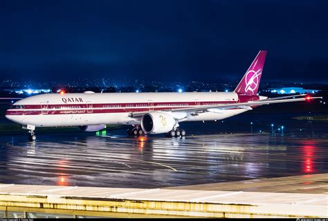 A Bac Qatar Airways Boeing Dzer Photo By Timmy Tam Id