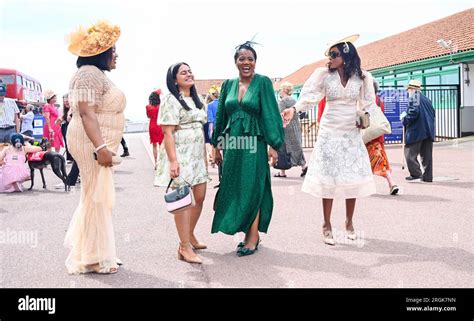 Brighton Races Ladies Day Hi Res Stock Photography And Images Alamy