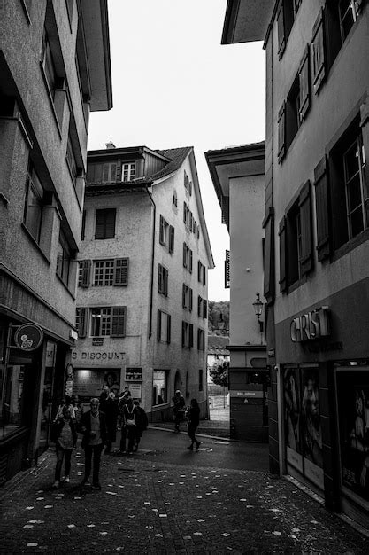 Edificios De Arquitectura En Blanco Y Negro En Lucerna Suiza Foto