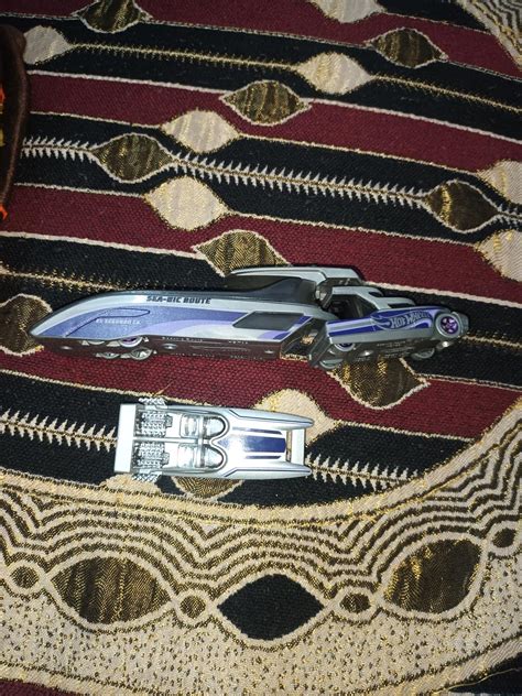 Hot Wheels Baja Battalion Super Rigs Transporter Vehicle With Scale Car Years Age
