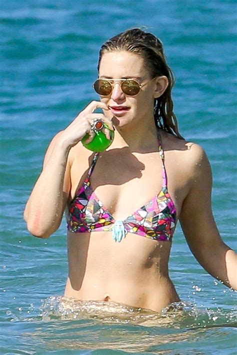 Kate Hudson Flaunts Her Toned Body On The Beach Porn Pictures Xxx