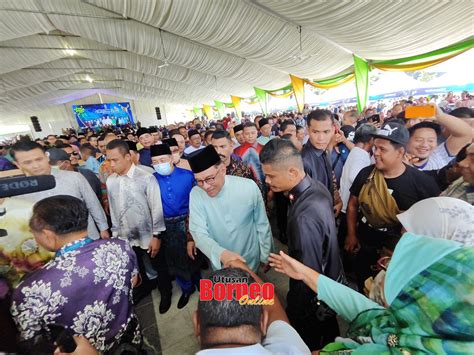 20 000 Hadir Pada Majlis Rumah Terbuka Aidilfitri Kerajaan Negeri