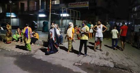 Earthquake jolts Delhi, Noida, NCR region—people rush out of homes to ...