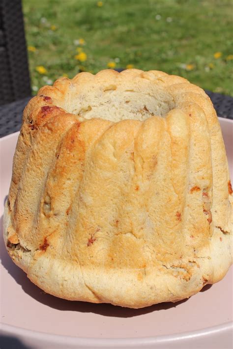 Kouglof Aux Lardons Roquefort Et Noix