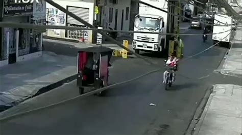 Ecuador Comunicaci N On Twitter Delincuentes En Moto Asaltaron A Un