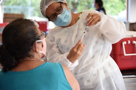 100 mil pessoas tomaram a 1ª dose da vacina contra Covid 19 em Cuiabá e