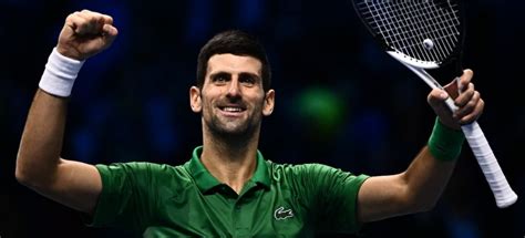 Djokovic é campeão do ATP Finals e iguala recorde de Federer