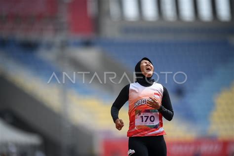 Medali Emas Lari Meter Putri T Apg Antara Foto