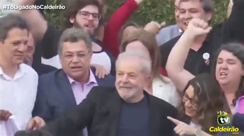 Lula Deixa A Cadeia Ap S Dias Preso Em Curitiba Youtube