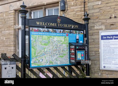 A Welcome To Skipton Sign With A Town Map Stock Photo Alamy