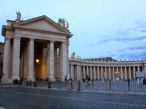 Destination: Fiction: St. Peter's Basilica