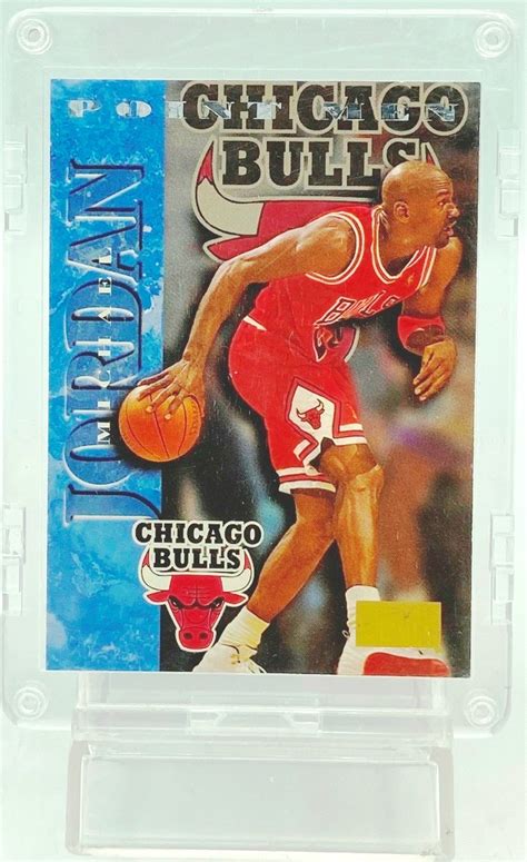 Vintage 1997 Skybox Premium Point Men Michael Jordan Card 247 No