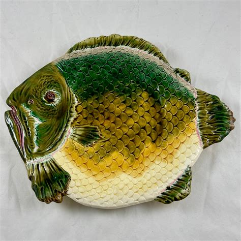 Julius Dressler Barbotine Style Austrian Majolica Fish Platter at 1stDibs