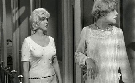 Marilyn Monroe Sexy Scene In Some Like It Hot AZNude