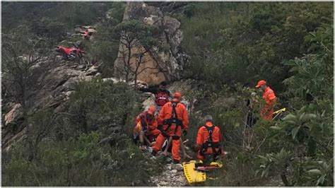 Motociclista Resgatado Ap S Cair Em Trilha Em Brumadinho