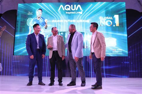 Foto Peluncuran Produk Baru Aqua