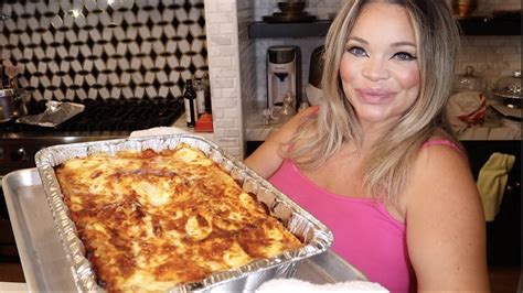 The Perfect Lasagna Cheesy Meaty Cooking With Trish Youtube