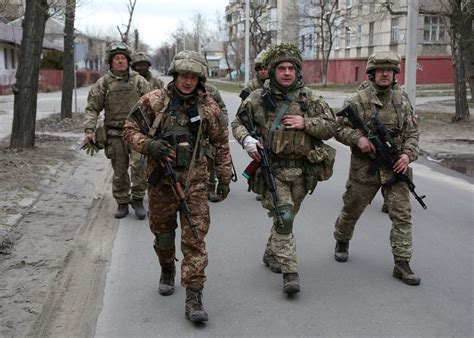 Why Russia Is Failing To Advance Its Invasion Of Ukraine