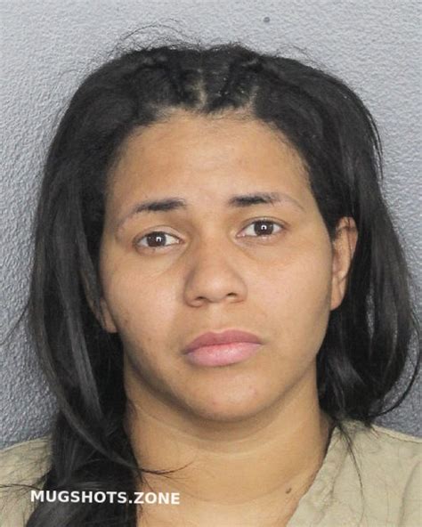 MIRABAL DE LA CRUZ KIMBERLIN A 07 25 2023 Broward County Mugshots Zone