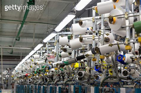 Textile industry with knitting machines 이미지 890612590 게티이미지뱅크