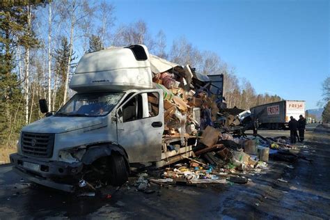 В Слюдянском районе произошло ДТП с тремя большегрузами Новости