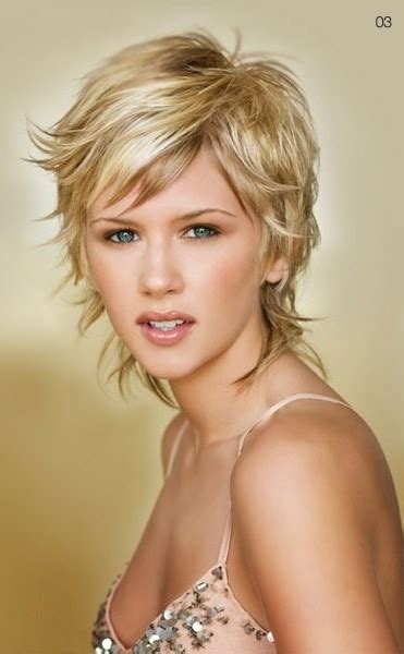 Short Layered Messy Hairstyles