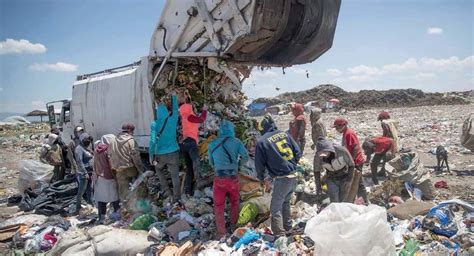 Se Juegan La Vida M S De Recolectores Del Bordo De Xochiaca