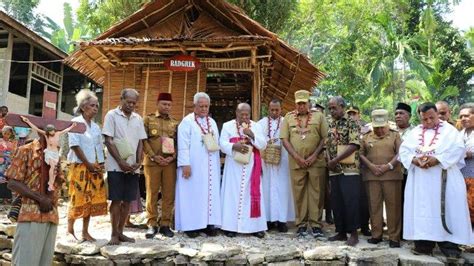 Paulus Waterpauw Janji Duduk Bersama Susun Konsep Pembangunan Situs