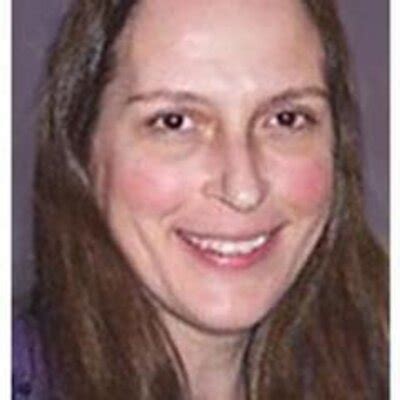 5 Hot Sexy Vickie Verlie Bikini Pics