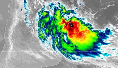 Raro De Acontecer O Que Desencadeou O Tsunami Meteorológico Em Laguna