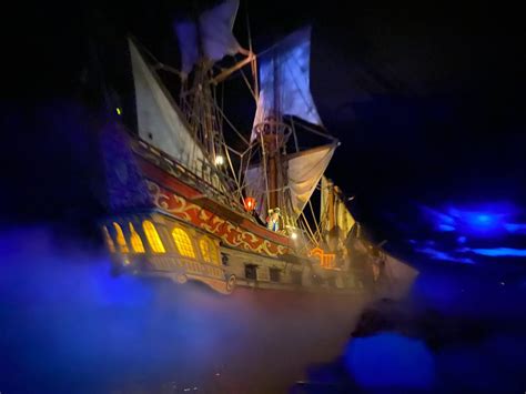 PHOTOS: Pirates of the Caribbean Sets Sail with New Safety Measures at ...