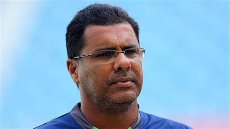 Waqar Younis Apologises For Namaz In Front Of Hindus Comment The Hindu