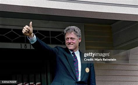 Us Clinton Thumbs Up Photos And Premium High Res Pictures Getty Images